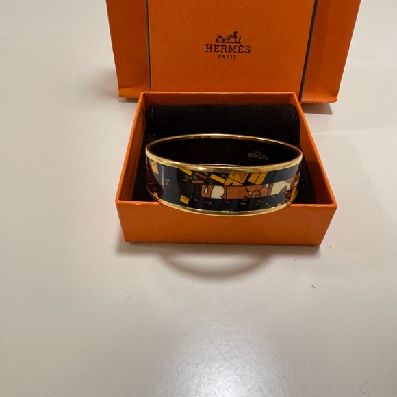 Hermès large astrologie nouvelle bracelet. EUC. Box, receipt bag and pouch - Picture 1 of 15